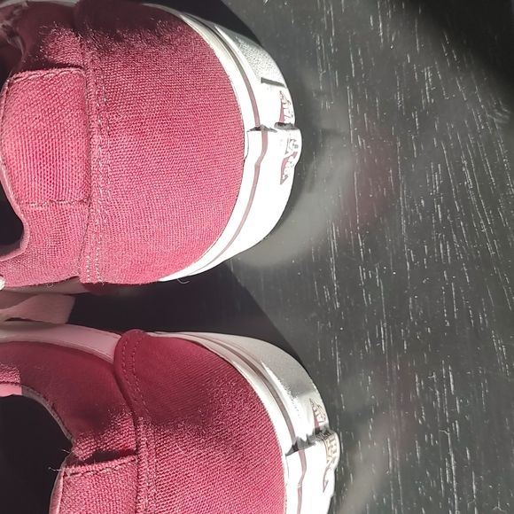 Vans - Picture 4 of 8